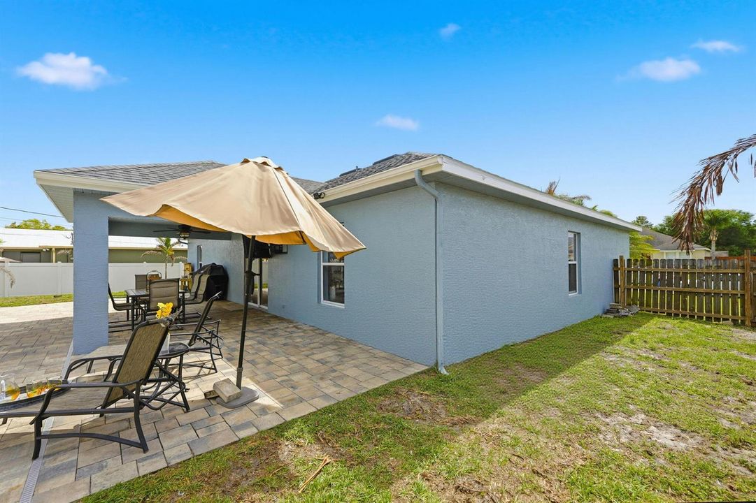 25-web-or-mls-873-sw-commonwealth-rd