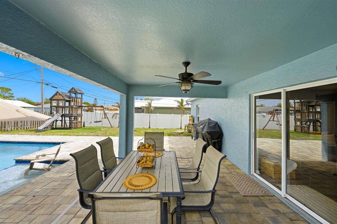 28-web-or-mls-873-sw-commonwealth-rd