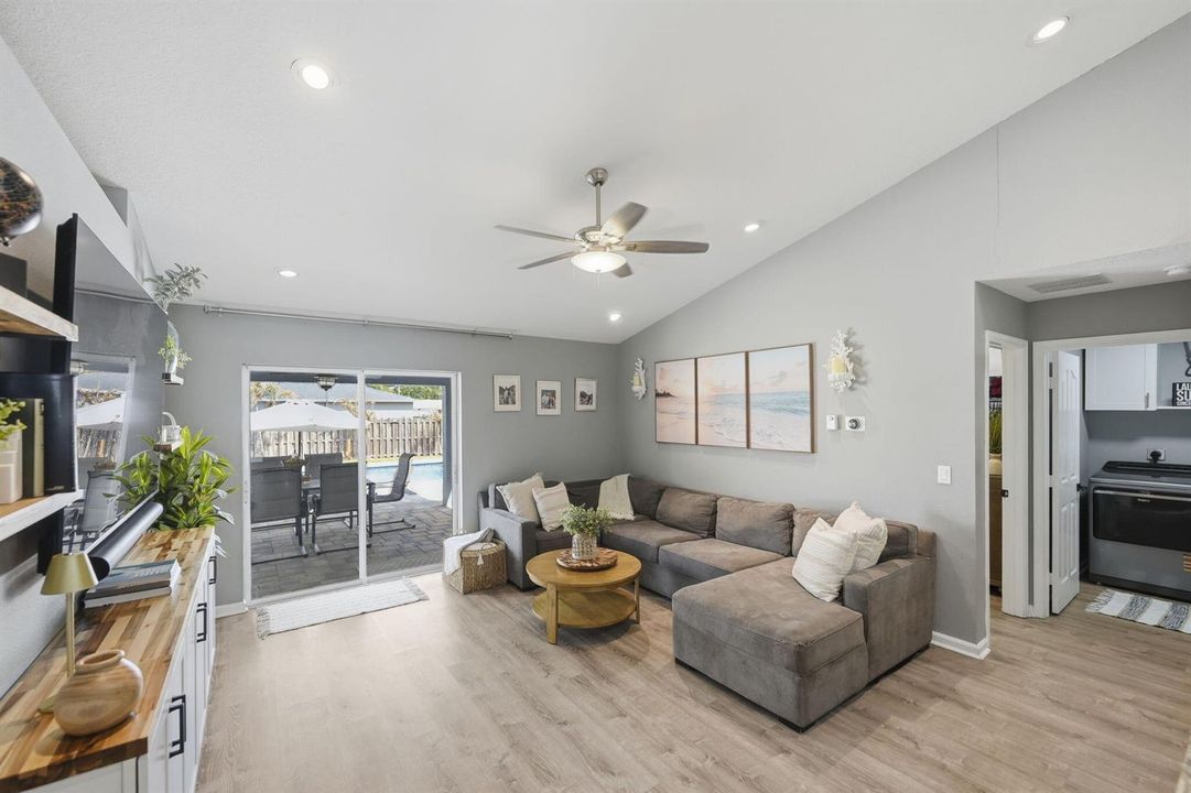 65-web-or-mls-873-sw-commonwealth-rd