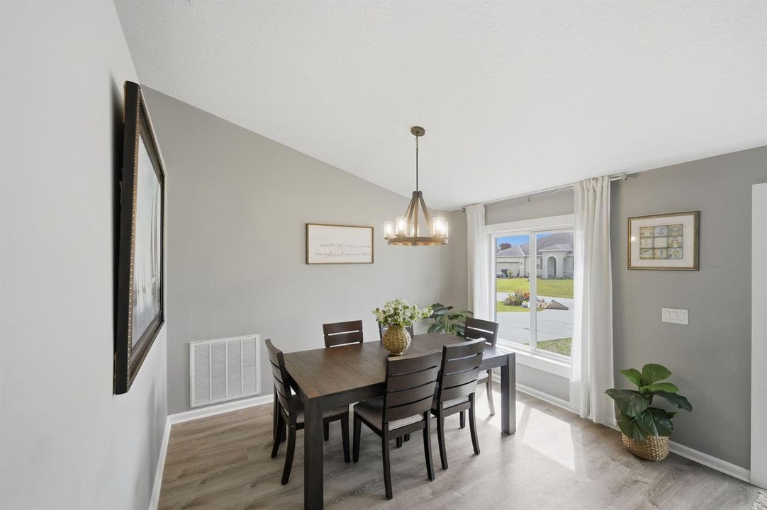 45-web-or-mls-873-sw-commonwealth-rd