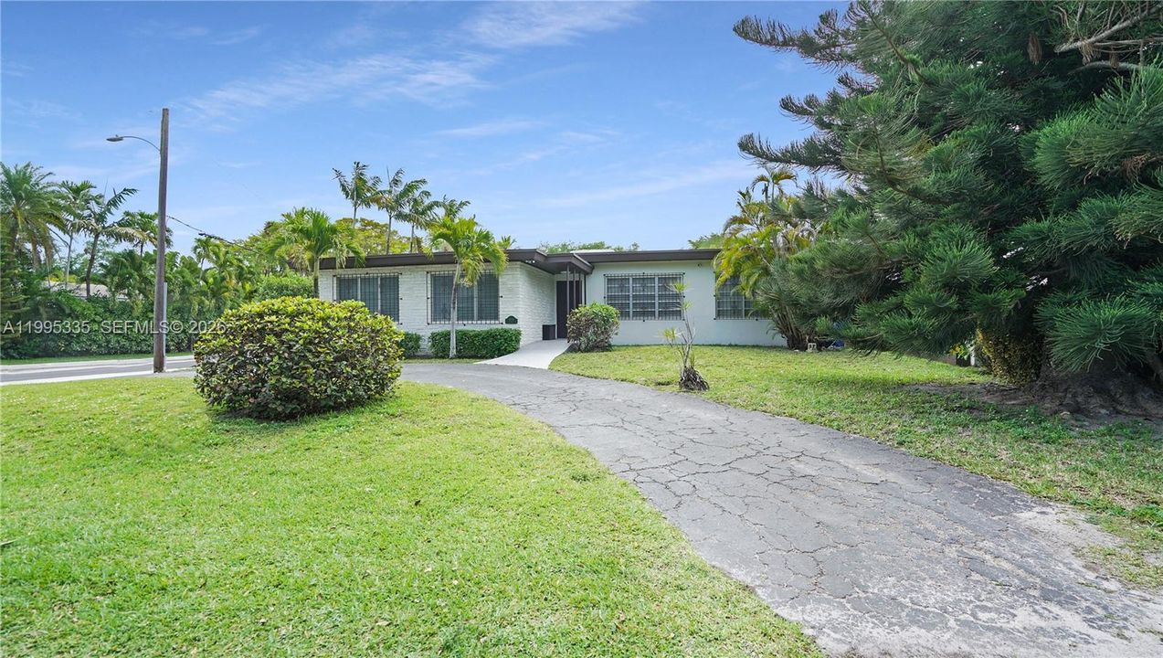 Activo con contrato: $2,500,000 (2 camas, 2 baños, 1248 Pies cuadrados)