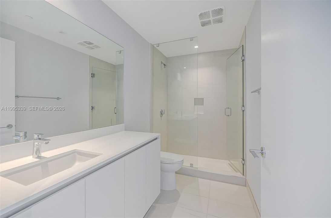 En Venta: $3,250,000 (3 camas, 3 baños, 2589 Pies cuadrados)