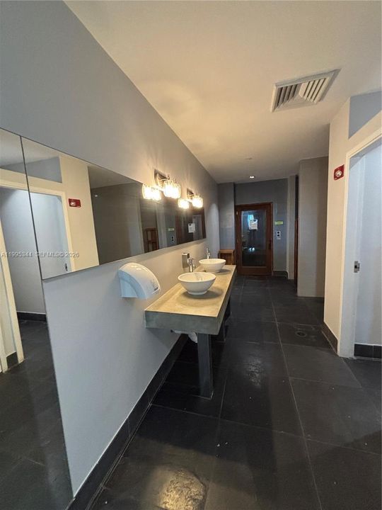 En Renta: $3,650 (2 camas, 2 baños, 1036 Pies cuadrados)