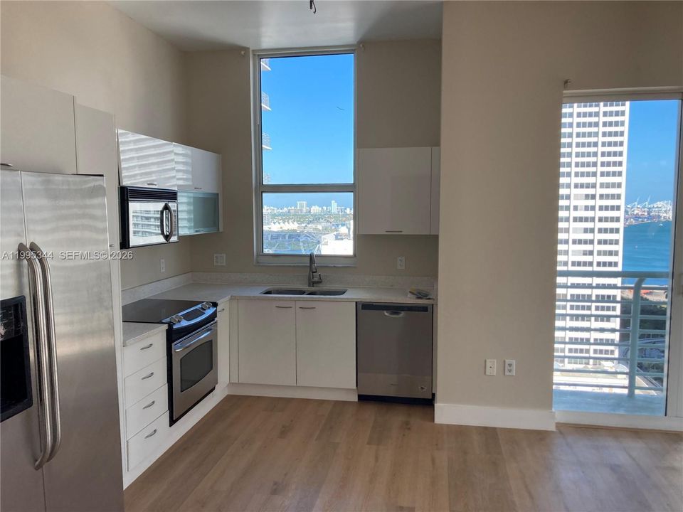 En Renta: $3,650 (2 camas, 2 baños, 1036 Pies cuadrados)