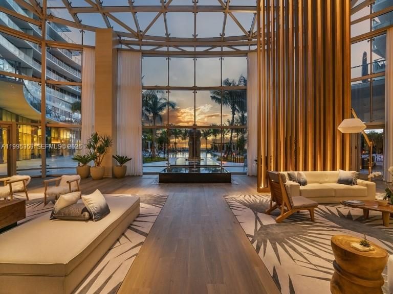 REIMAGINED COASTAL DESIGNED LOBBY