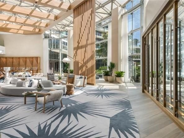 REIMAGINED COASTAL DESIGNED LOBBY
