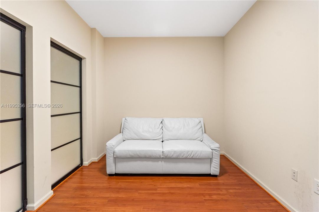 For Sale: $600,000 (2 beds, 3 baths, 1650 Square Feet)