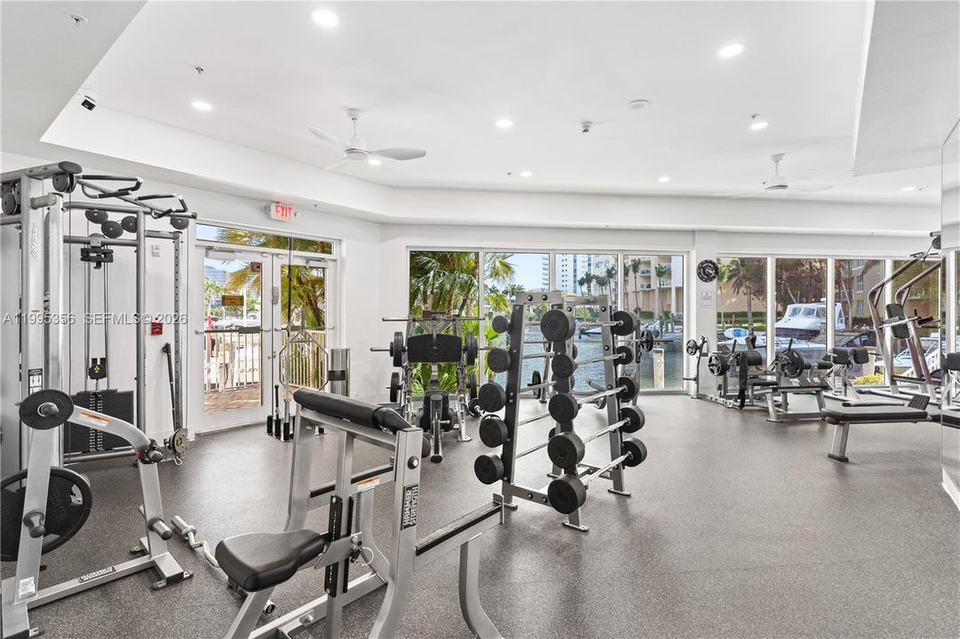 For Sale: $600,000 (2 beds, 3 baths, 1650 Square Feet)