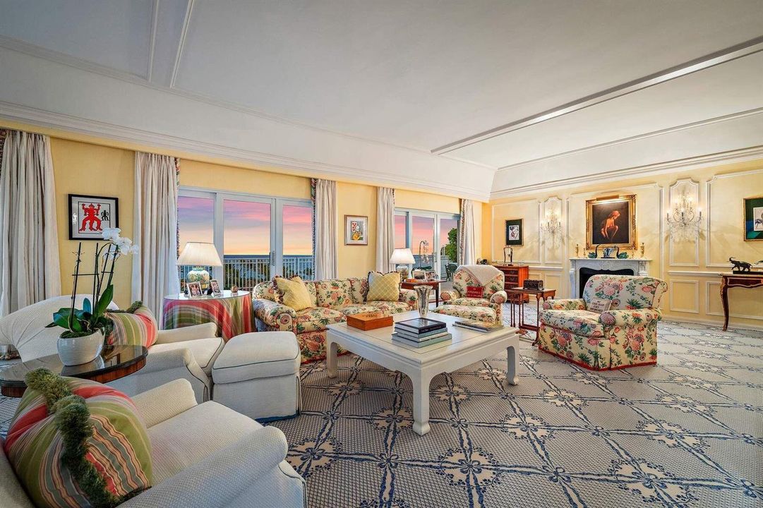 100 Royal Palm Way - ZVYVQ2(16)