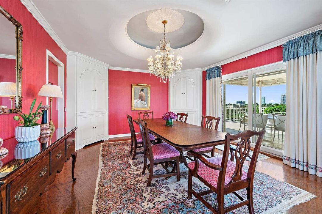 100 Royal Palm Way - ZVYVQ2(19)