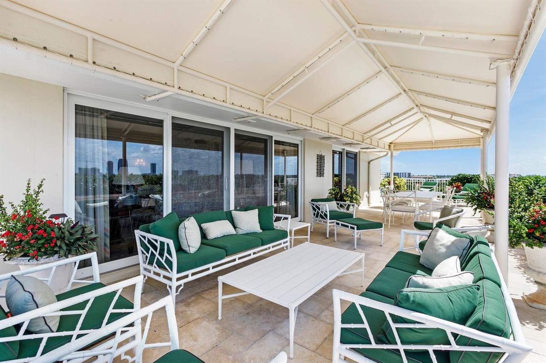 100 Royal Palm Way - ZVYVQ2(44)