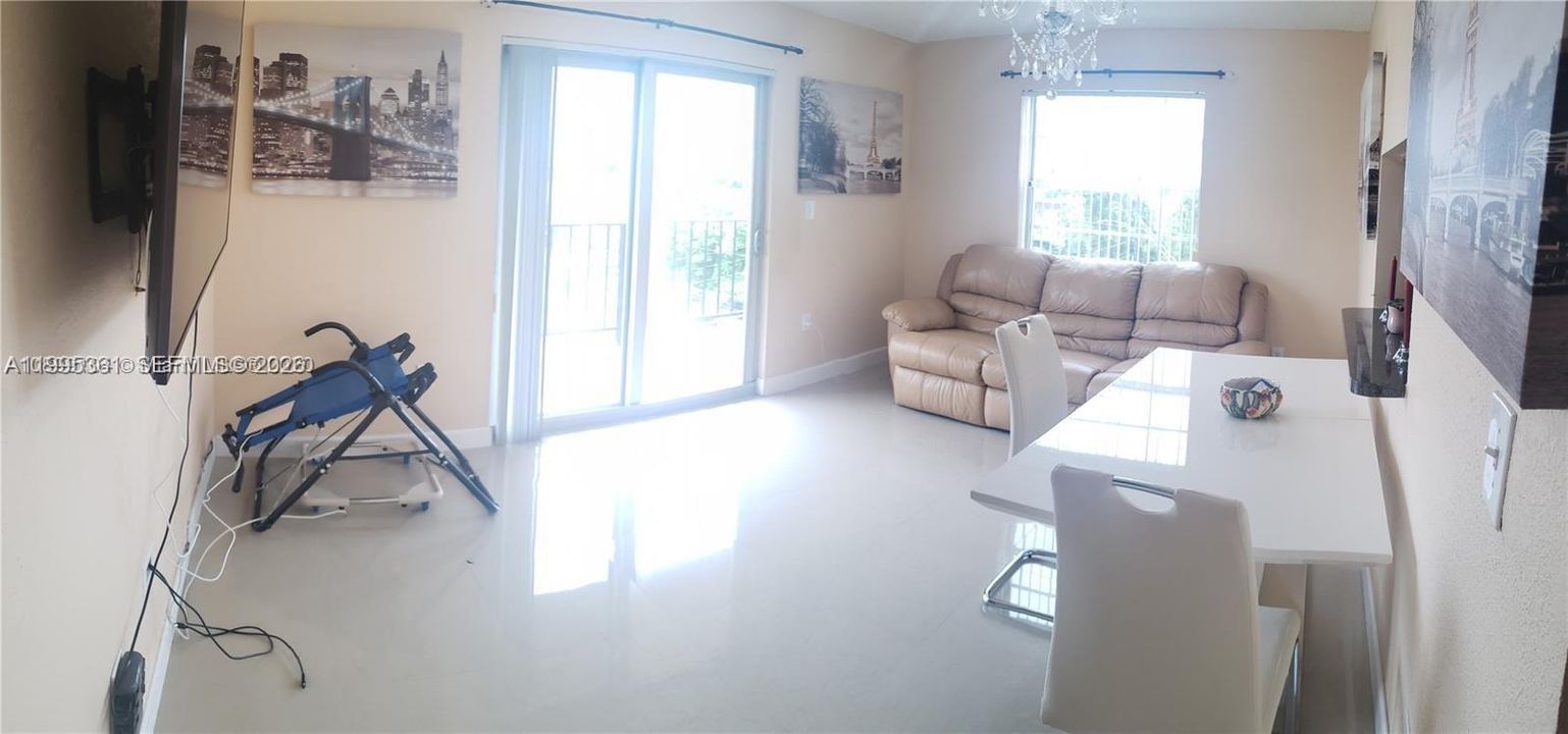 На продажу: $2,300,000 (2 спален, 1 ванн, 759 Квадратных фут)