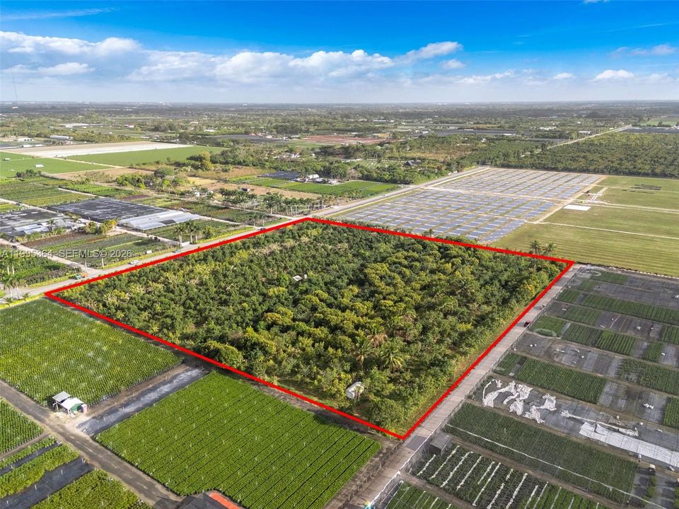 待售: $1,800,000 (10.00 acres)