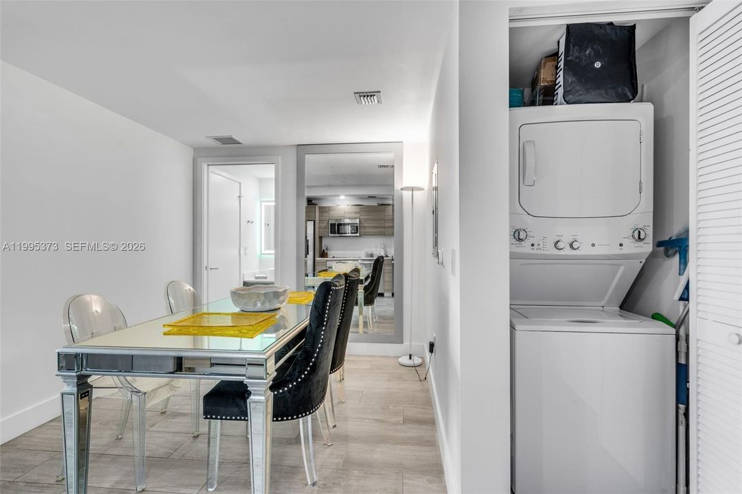 出租: $3,900 (1 贝兹, 1 浴室, 673 平方英尺)