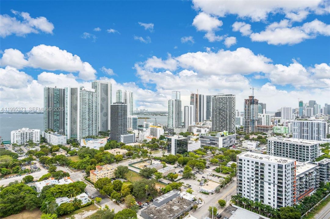 出租: $3,900 (1 贝兹, 1 浴室, 673 平方英尺)