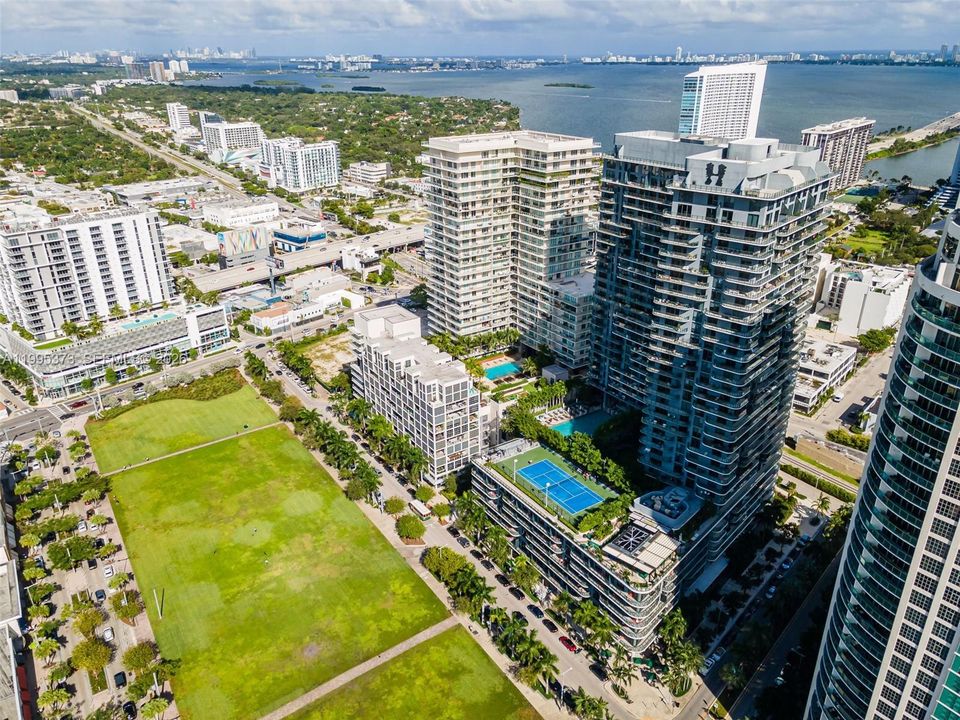 出租: $3,900 (1 贝兹, 1 浴室, 673 平方英尺)