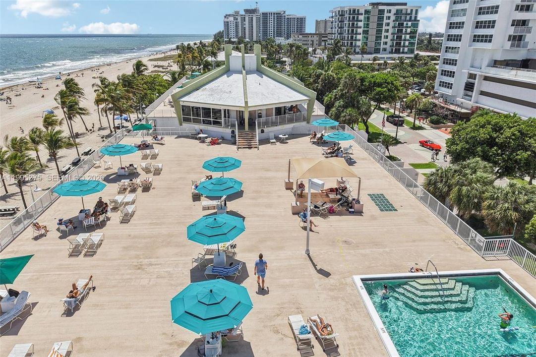 En Venta: $523,000 (2 camas, 2 baños, 1150 Pies cuadrados)