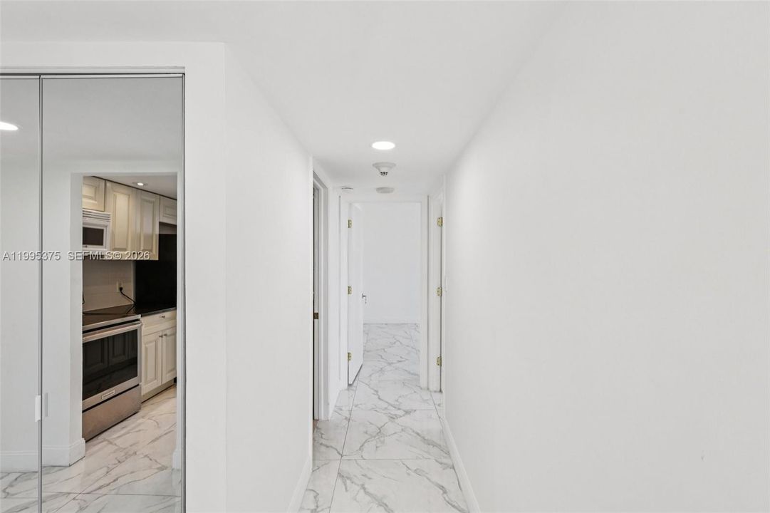 En Venta: $523,000 (2 camas, 2 baños, 1150 Pies cuadrados)