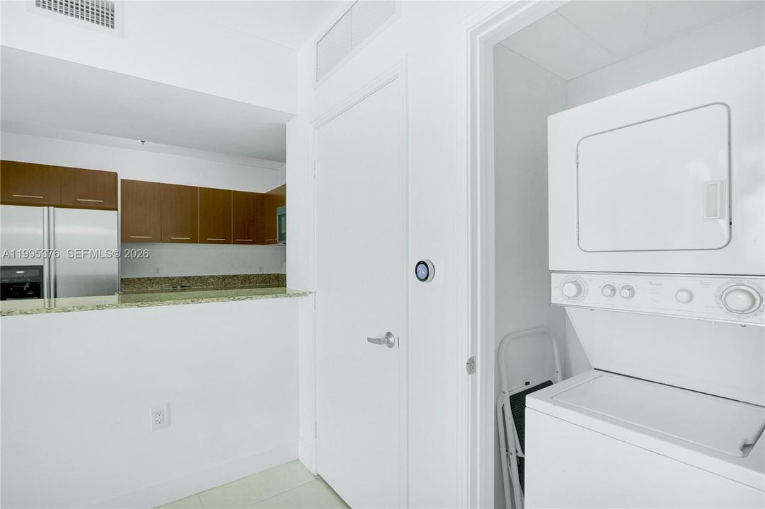 En Venta: $330,000 (1 camas, 1 baños, 797 Pies cuadrados)