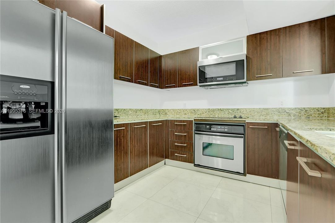 En Venta: $330,000 (1 camas, 1 baños, 797 Pies cuadrados)