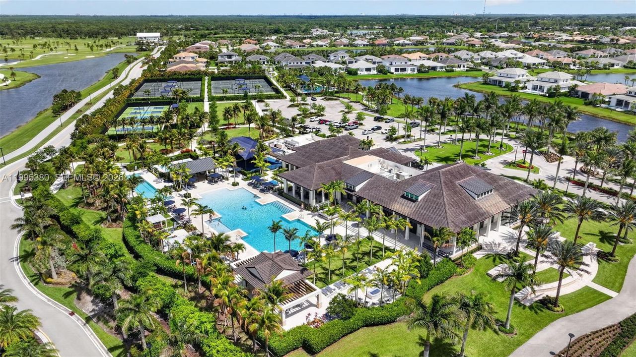 For Sale: $1,599,000 (5 beds, 4 baths, 4210 Square Feet)