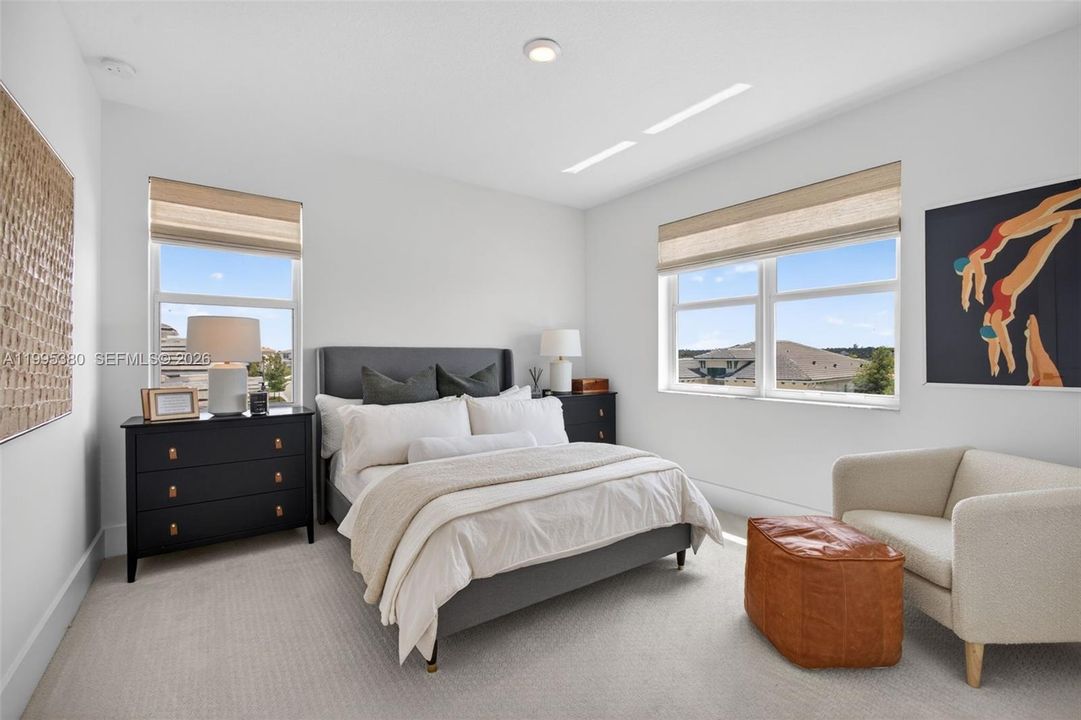 For Sale: $1,599,000 (5 beds, 4 baths, 4210 Square Feet)