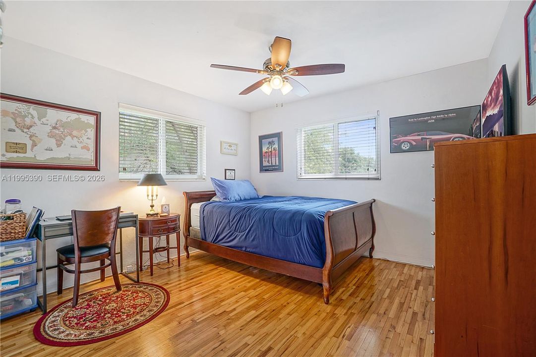 second bedroom