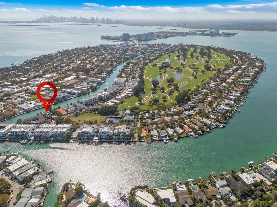 На продажу: $8,200,000 (0.23 acres)