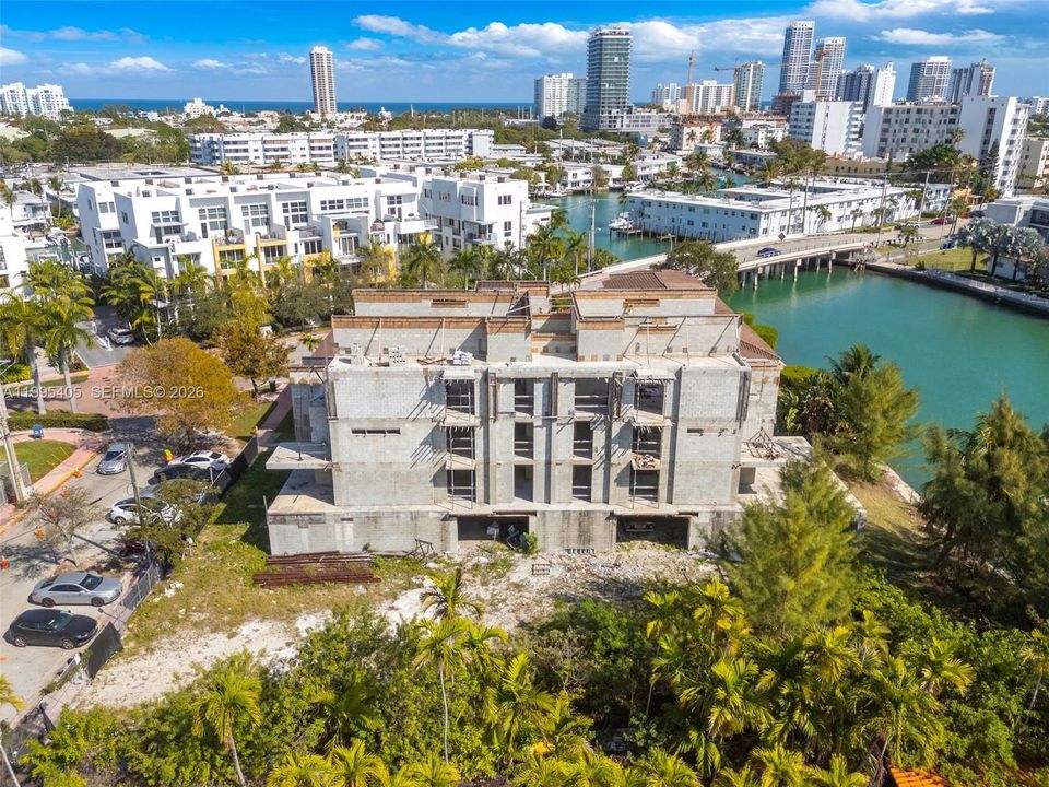 На продажу: $8,200,000 (0.23 acres)