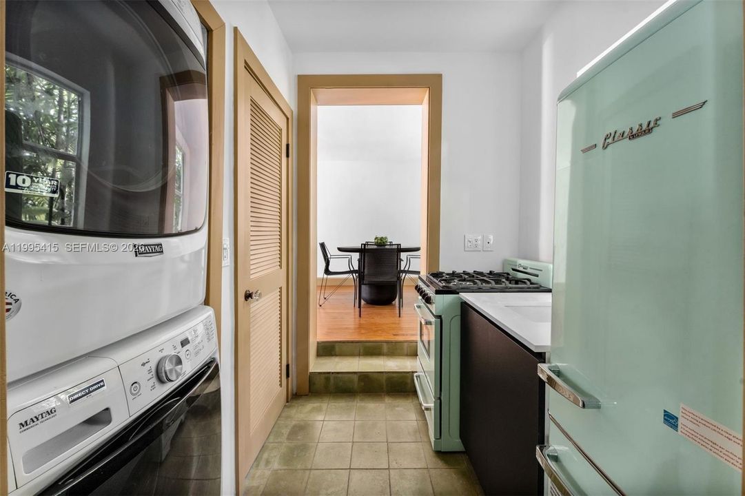 В аренду: $40,000 (7 спален, 7 ванн, 4822 Квадратных фут)