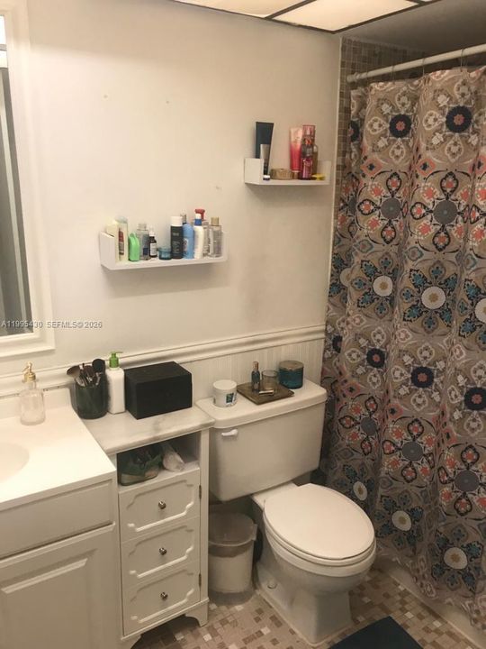 Activo con contrato: $230,000 (1 camas, 1 baños, 670 Pies cuadrados)