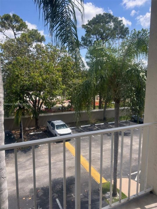 Activo con contrato: $230,000 (1 camas, 1 baños, 670 Pies cuadrados)