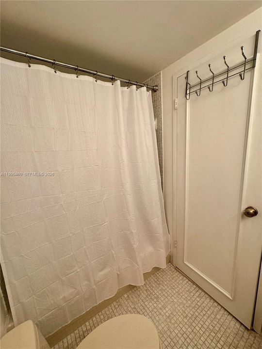 Activo con contrato: $355,000 (1 camas, 1 baños, 847 Pies cuadrados)