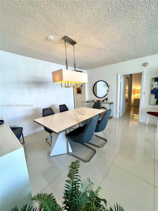 Activo con contrato: $355,000 (1 camas, 1 baños, 847 Pies cuadrados)