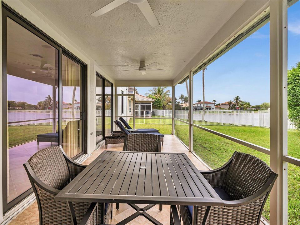 Lanai Lake View