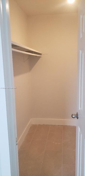 В аренду: $2,150 (2 спален, 2 ванн, 1074 Квадратных фут)