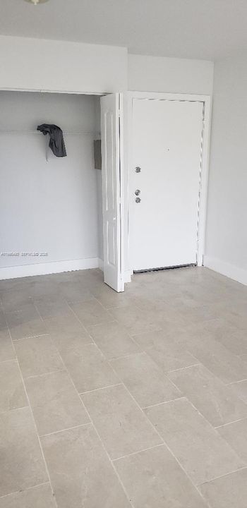 В аренду: $2,150 (2 спален, 2 ванн, 1074 Квадратных фут)