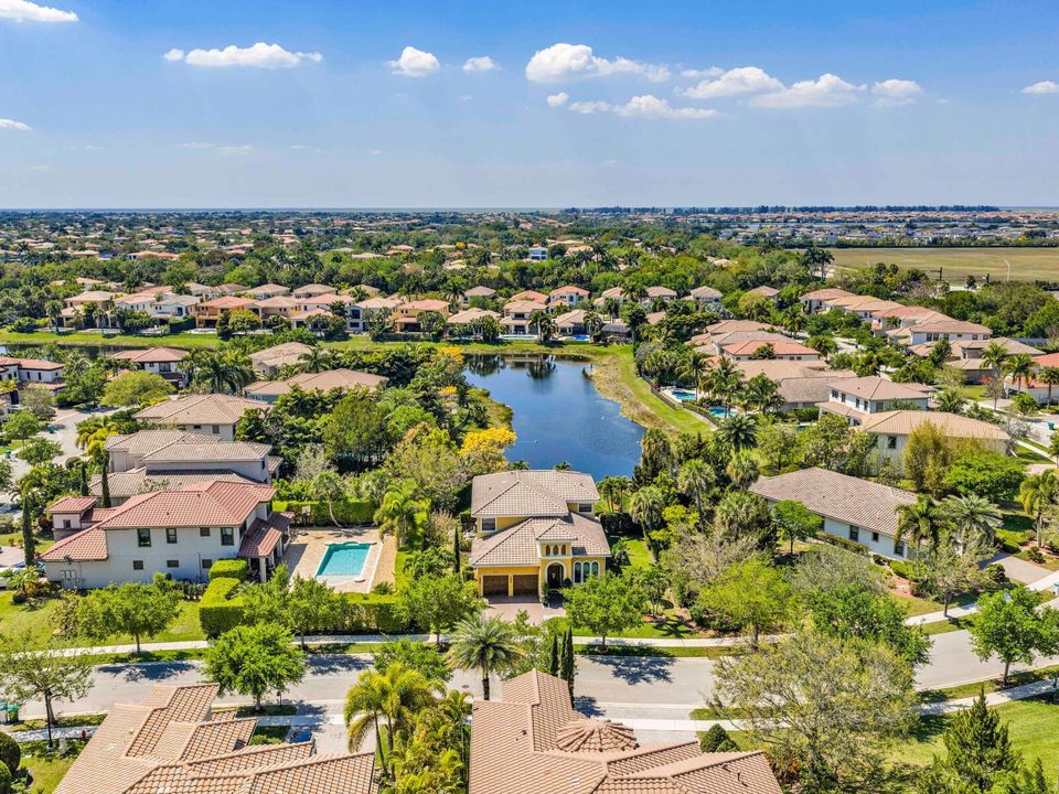 8256 Bradford Way Parkland FL 33076 USA-