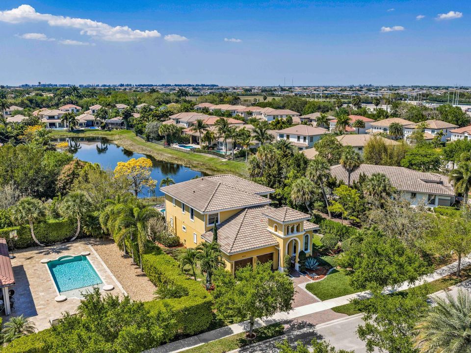 8256 Bradford Way Parkland FL 33076 USA-
