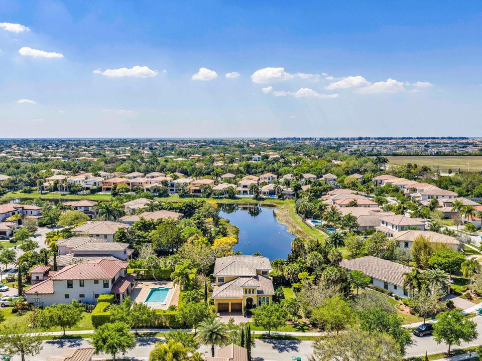 8256 Bradford Way Parkland FL 33076 USA-