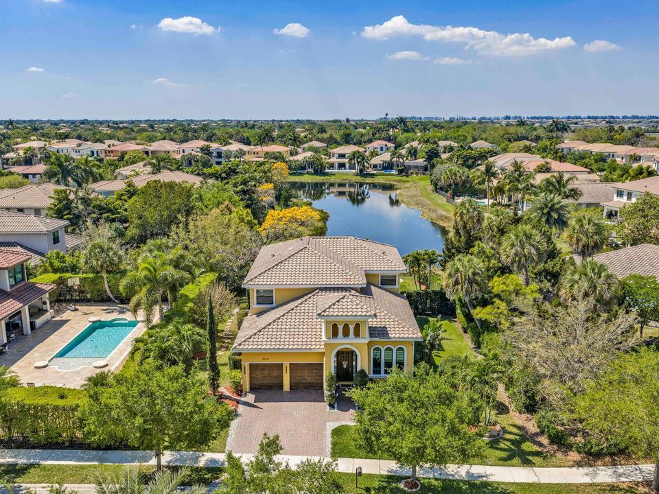 8256 Bradford Way Parkland FL 33076 USA-