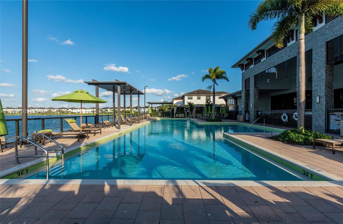Active With Contract: $6,500 (5 beds, 3 baths, 3050 Square Feet)