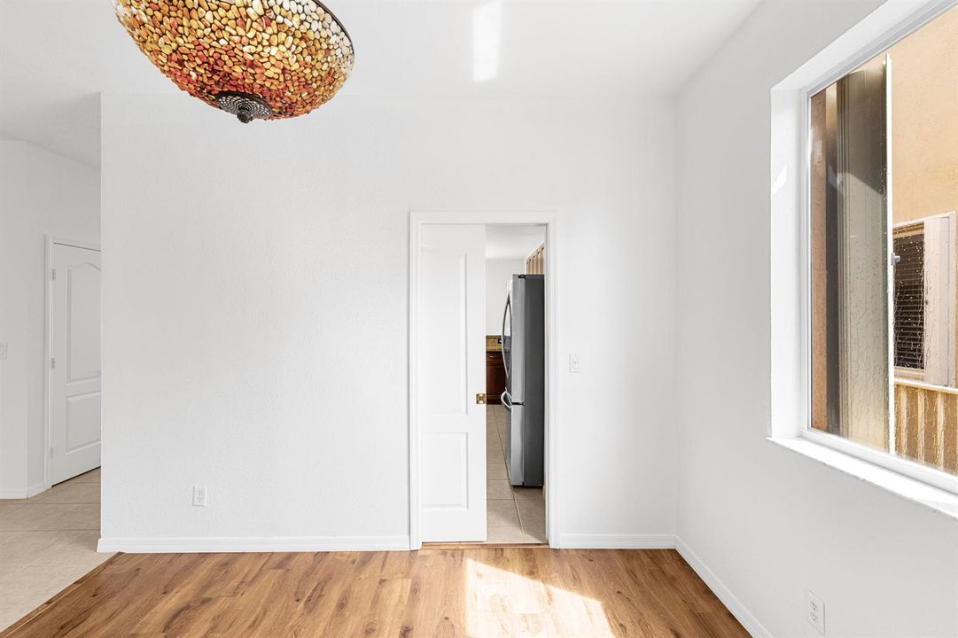 Entry to Kitchen