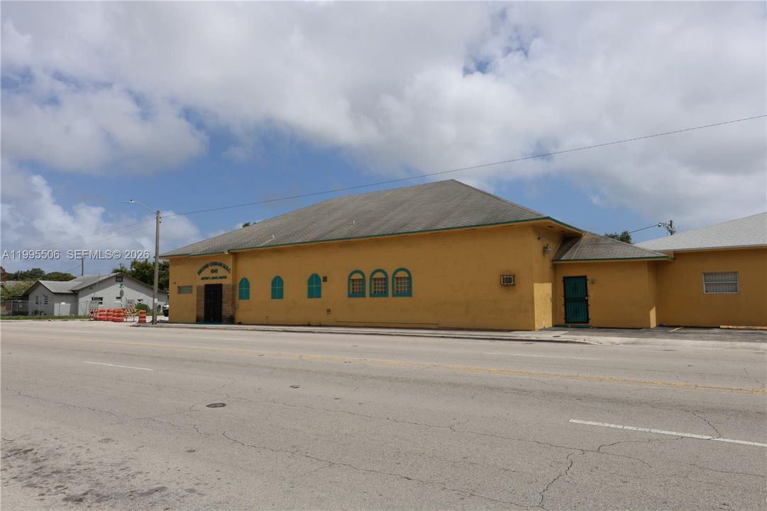 В аренду: $6,000 (0 спален, 0 ванн, 0 Квадратных фут)