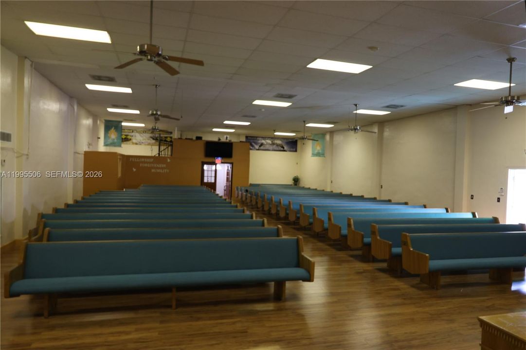 В аренду: $6,000 (0 спален, 0 ванн, 0 Квадратных фут)