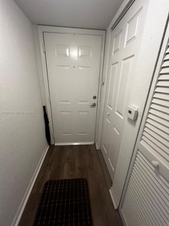 En Venta: $280,000 (2 camas, 2 baños, 1080 Pies cuadrados)