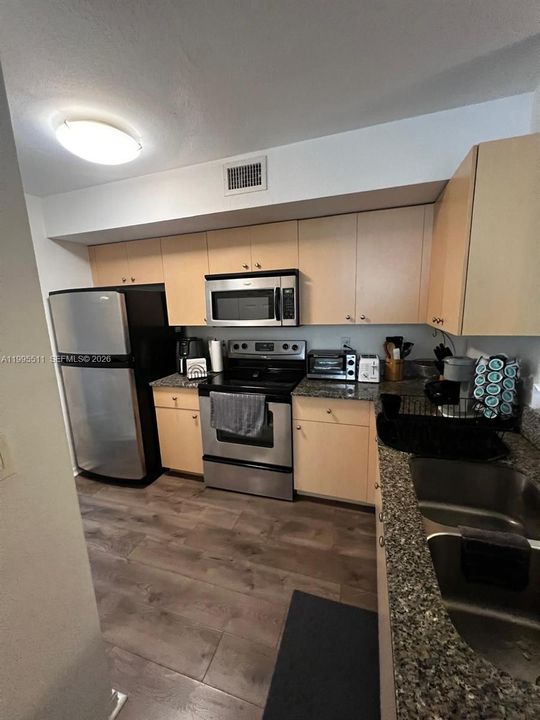 En Venta: $280,000 (2 camas, 2 baños, 1080 Pies cuadrados)