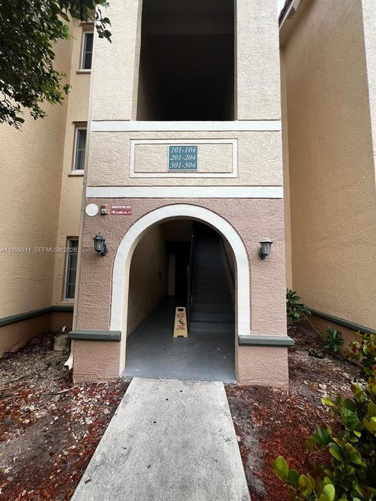 En Venta: $280,000 (2 camas, 2 baños, 1080 Pies cuadrados)