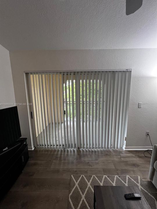 En Venta: $280,000 (2 camas, 2 baños, 1080 Pies cuadrados)