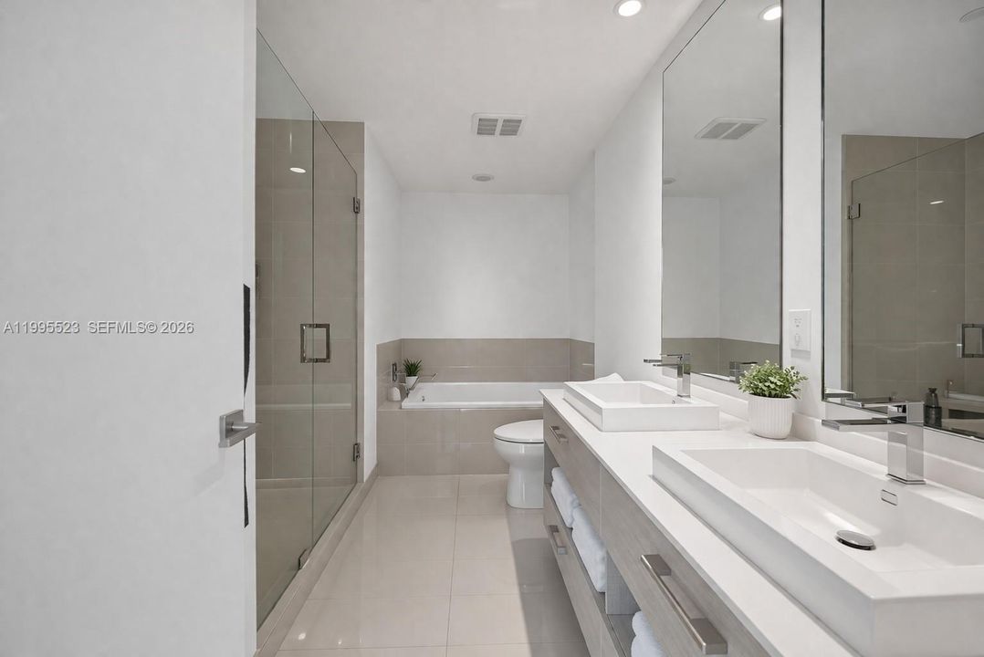 В аренду: $5,800 (2 спален, 2 ванн, 1048 Квадратных фут)